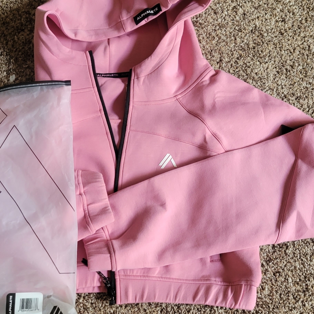 Alphalete brand new crop full zip jacket